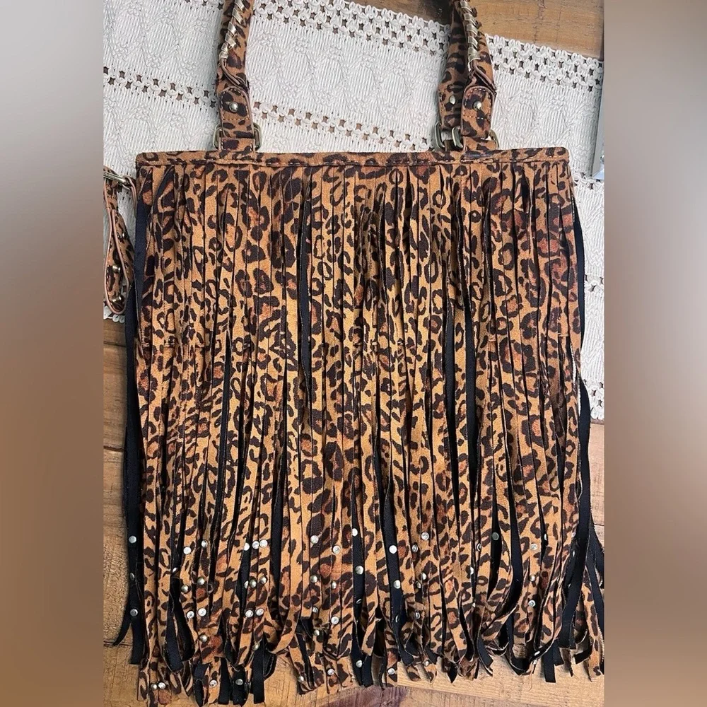 Steve Madden Leopard Print Fringe Shoulder Bag - Picture 1 of 14